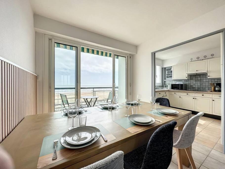 Bord De Mer Vue Panoramique Avec Parking Prive 생장드몽 외부 사진