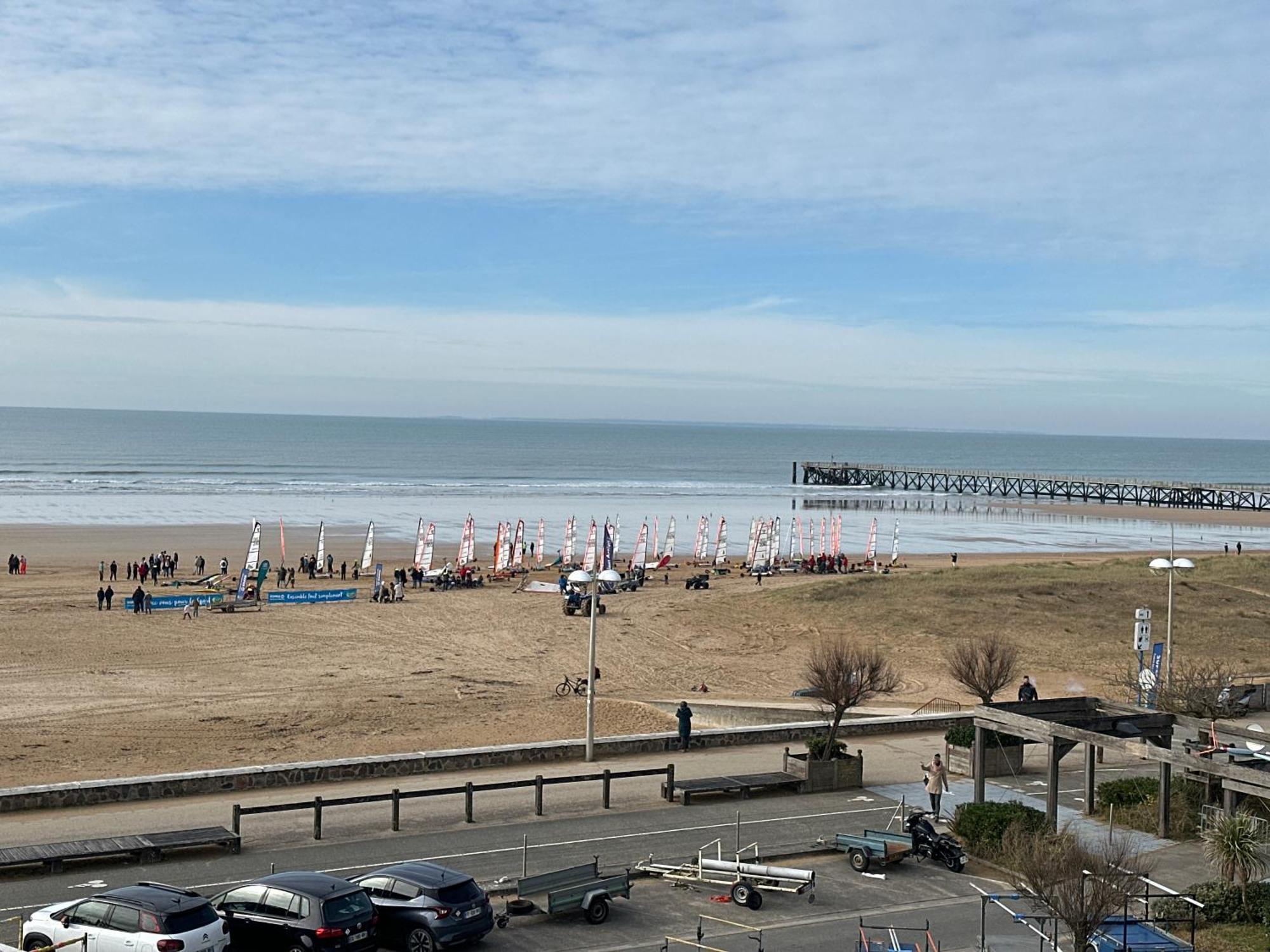 Bord De Mer Vue Panoramique Avec Parking Prive 생장드몽 외부 사진